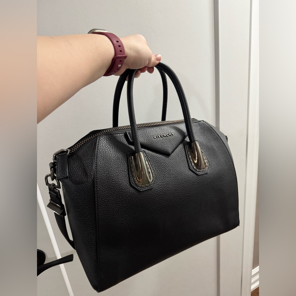 Givenchy Black and gunmetal antigona
